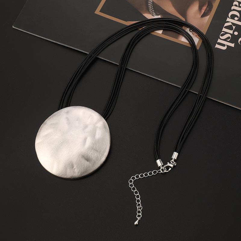 New necklace European and American retro large round premium sweater chain women's long necklace