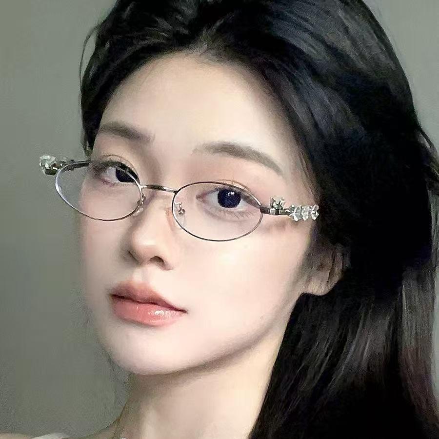 GM Diamond-Set Silver Frame Oval Y2K Glasses - Women's Small Frame, Myopia-Compatible, Makeup-Free Look.