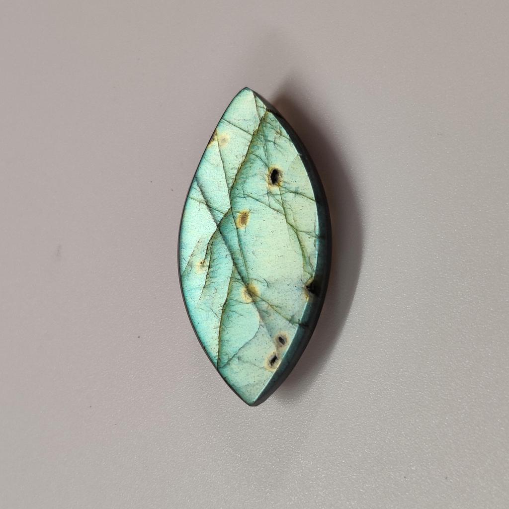 Grüner Schillernder Markise-Form Natürlicher Labradorit Cabochon Loser Edelstein, 36 Karat, 38x19x7 MM Größe.