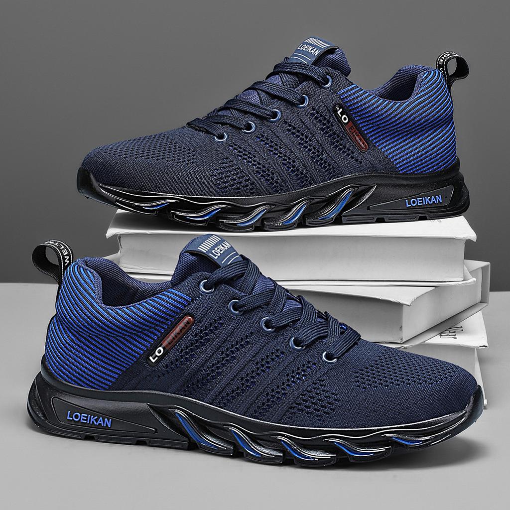 Men's Breathable Running Shoes Lightweight and Fashionable Sports Shoes Spring Summer Outdoor Black Mesh Breathable Casual Shoes