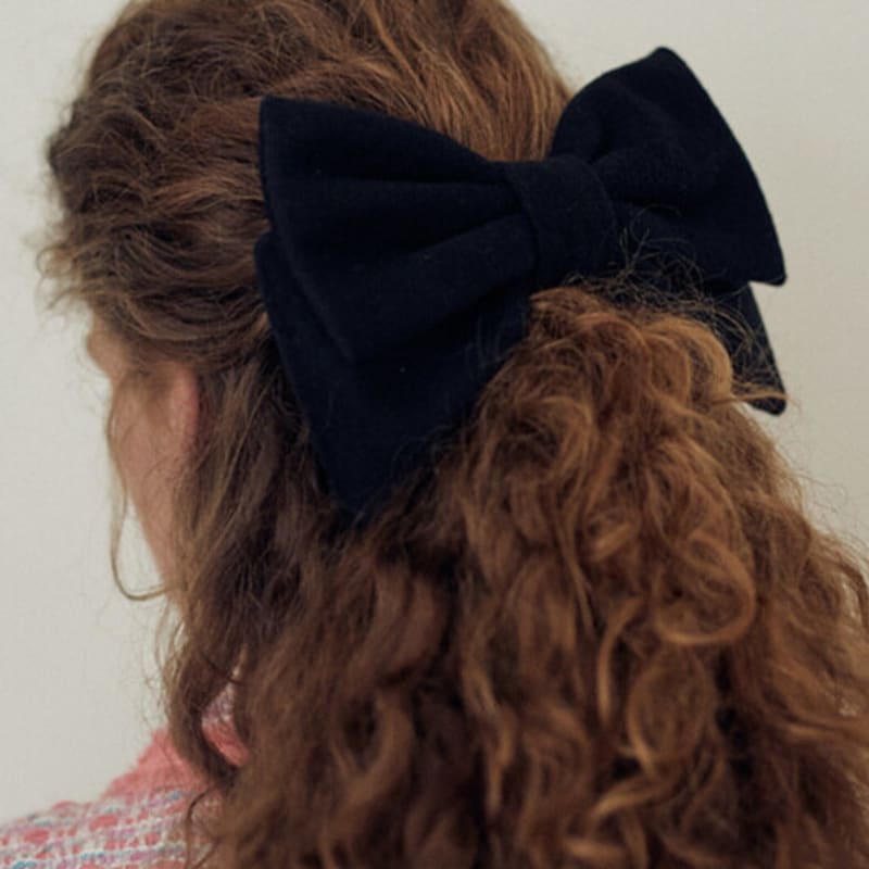 

Elizabeth Moments [Premium]Simple Wool Ribbon Hair Pin Black