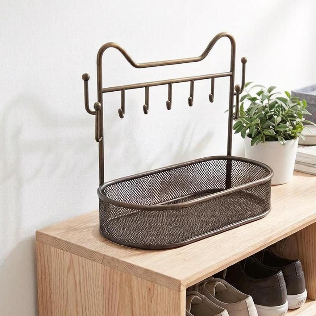 Multifunctional Iron Key Holder Stand Entryway Organizer Key Rack with Elegant Jewelry Display for Home Decoration