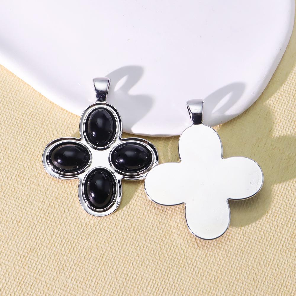 Retro French Four-Leaf Clover Cross Pendant Necklace - High-End Zinc Alloy Sweater Chain Accessory.