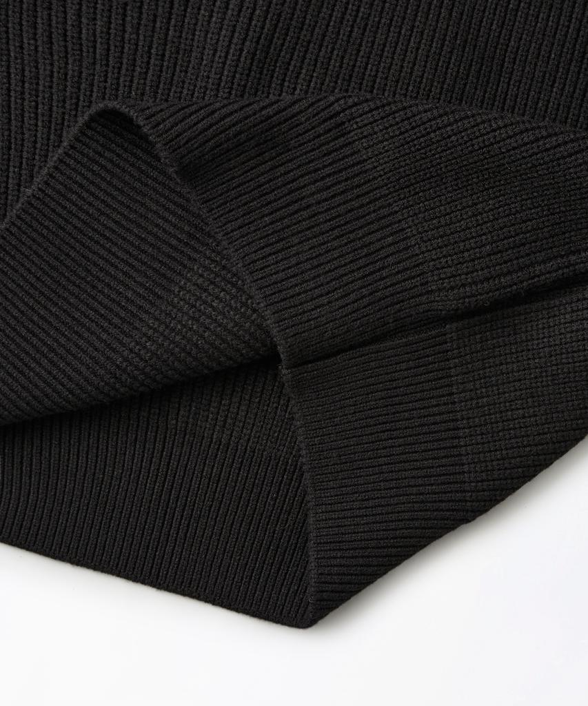 OUTSTANDING Raglan Crew Neck Knit_Black