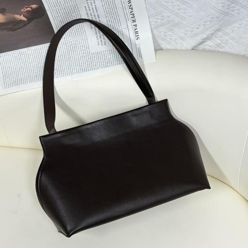 Leather Magnetic Buckle Shoulder Bag Premium Sense Large Capacity Cowhide Tote Bag Commuter Underarm Handheld