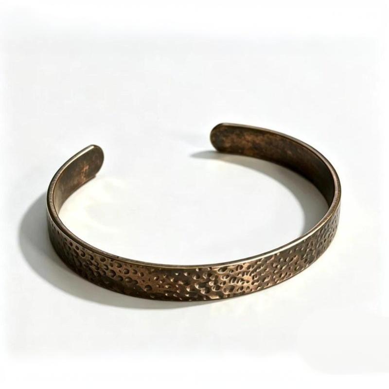 Pure Copper Cuff Bracelet Hypoallergenic Fashion Design Smooth Vintage Finish for Trendsetters Daily Street Wear
