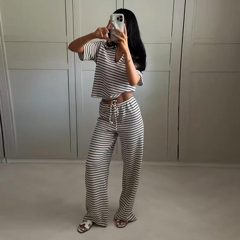 Damski teksturowany dzianinowy zestaw topu i spodni z dekoltem w serek, codzienny, wszechstronny styl, lato nowy damski zestaw ubrań z krótkim rękawem i spodniami w paski, luźny