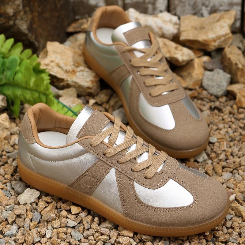 Fashion 2025 Plus Size Lace Up Women's Vulcanize Shoes Outdoor Versatile Low Heel Women Sneakers Mixed Colors Comfortable Casual Shoes