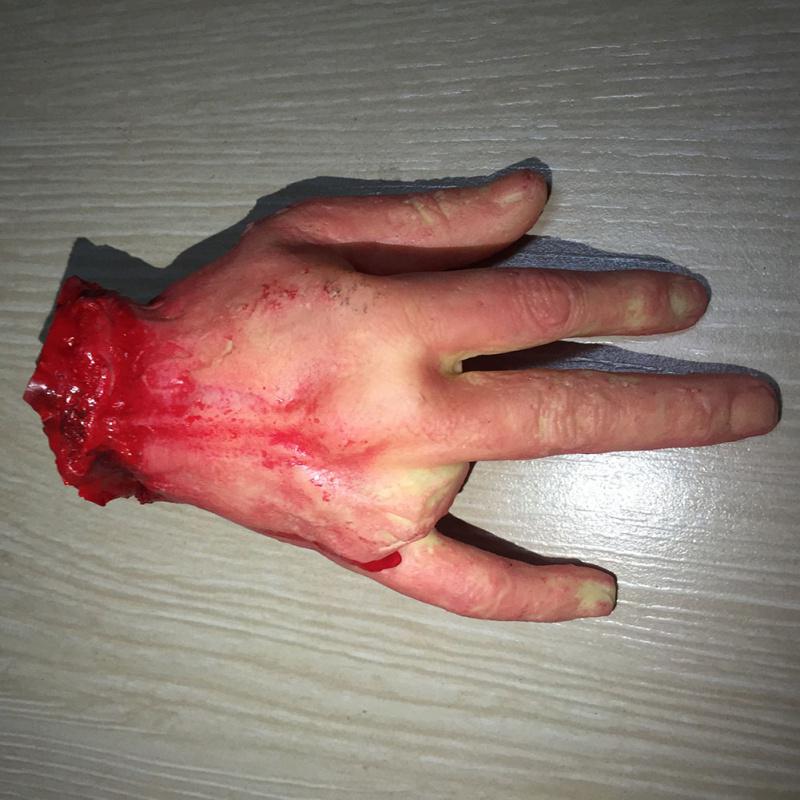 Halloweenské hororové rekvizity Život jako děsivá paže Ruka useknutá Krvavý horor Falešná ruka Prst noha noha noha mozek srdce party potřeby