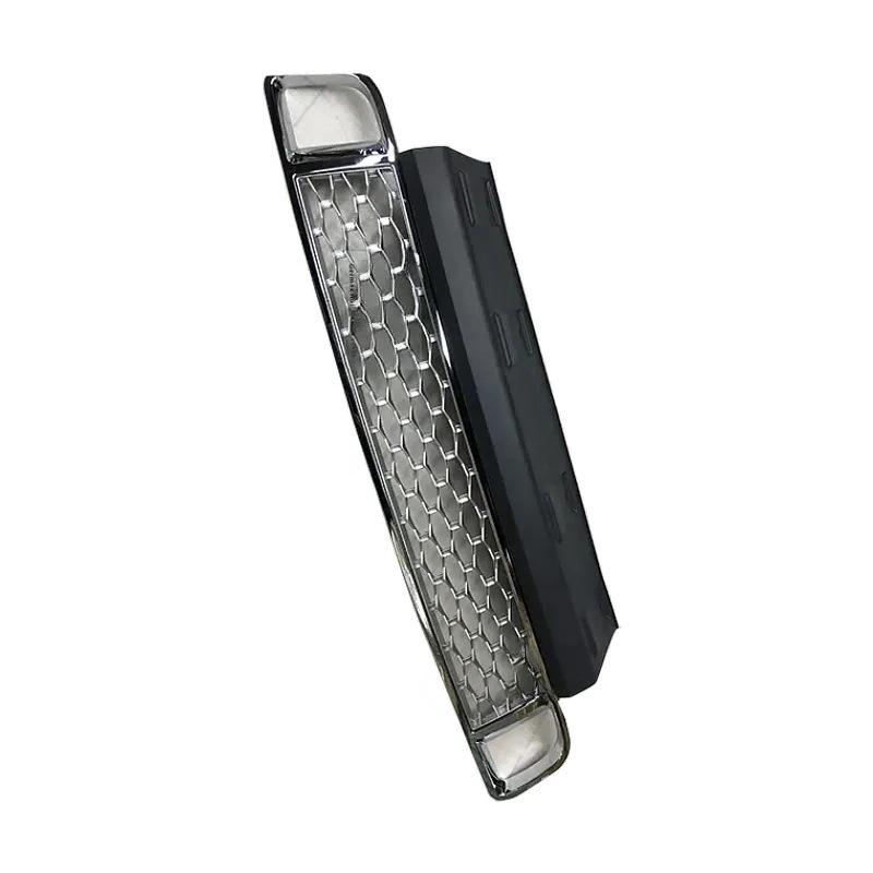 LR026421 Lower Grille for 2010-2012 Range Rover Executive Autobiography
