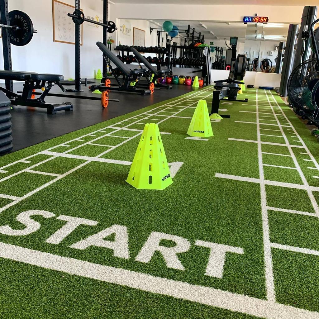 Durable Artificial Turf Gym Mat for Lawn & Football