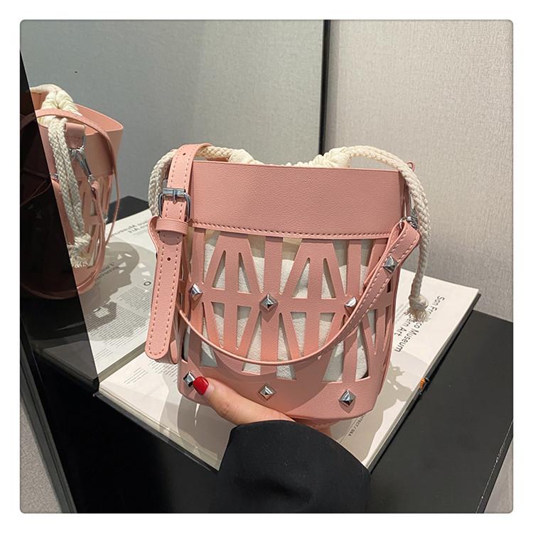 Summer Fashion Messenger Bag Women's 2025 New Portable Hollow Bucket Bag Large Capacity Niche High Sense