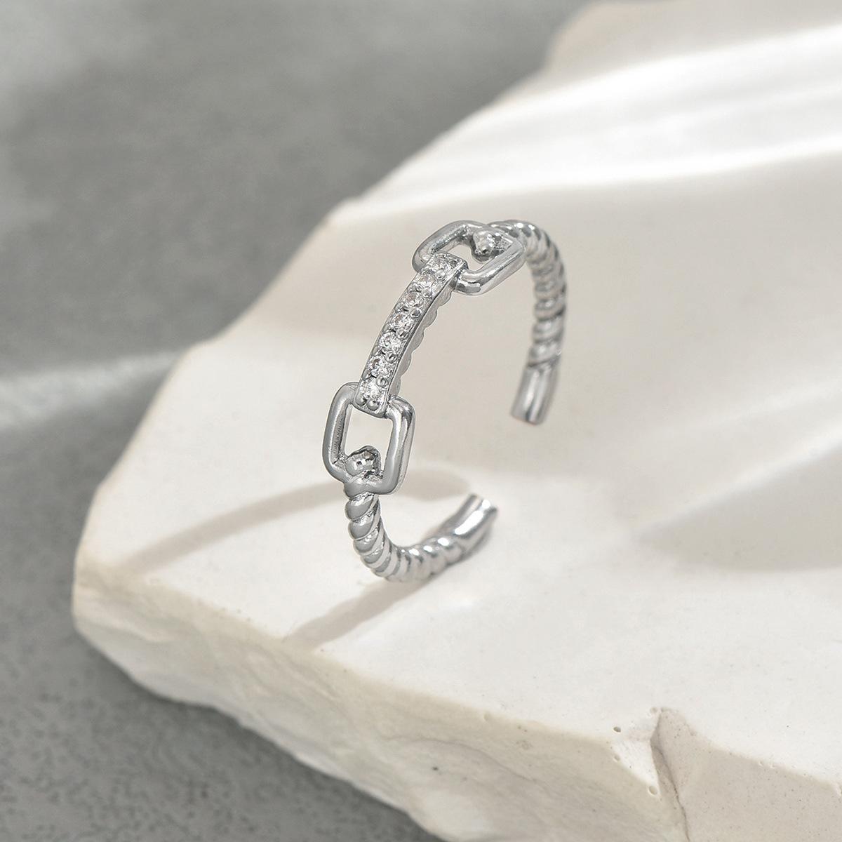 

Women s Ring Geometric Lines Inlaid with Zircon Design Open Index Finger Ring Versatile Ring JZ1512-2