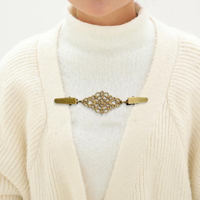 1/3Pcs Sweater Clips Geometric Design Alloy Clips Sweaters Dresses Scarves Brooch Pins Versatile Clothing Accessory