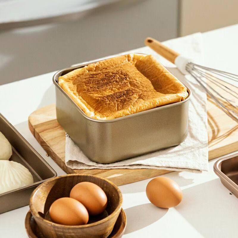 ZISIZ Carbon Steel Deep Cake Baking Pan