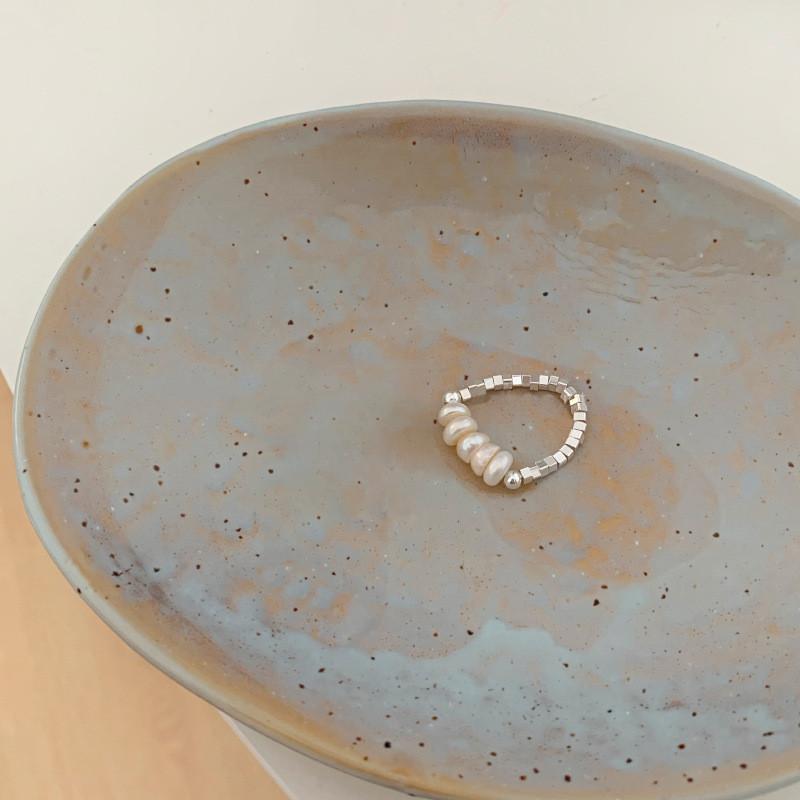 Chic Minimalist Open-adjustable Freshwater Pearl Ring For Women In Stylish Copper Design