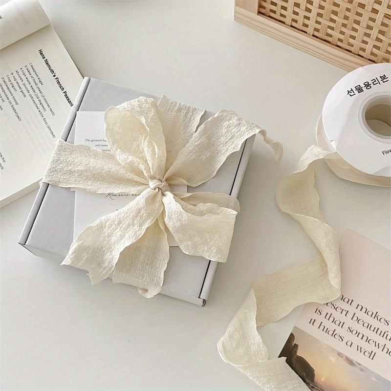

Bohemian Pleated Fabric Ribbon for Gifts & Bouquets. Textured Ribbon for Crafts, Weddings, Festive Decor (1 Roll) бежевый