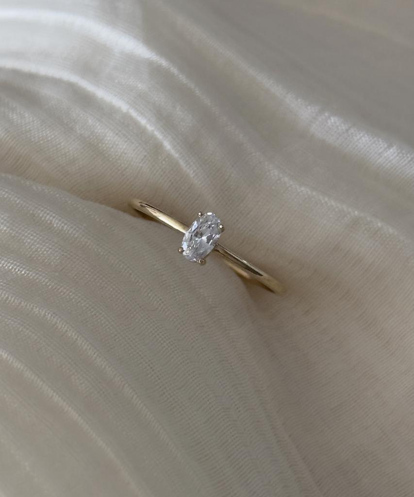 Faye 14K Ovel Ring (Type A)
