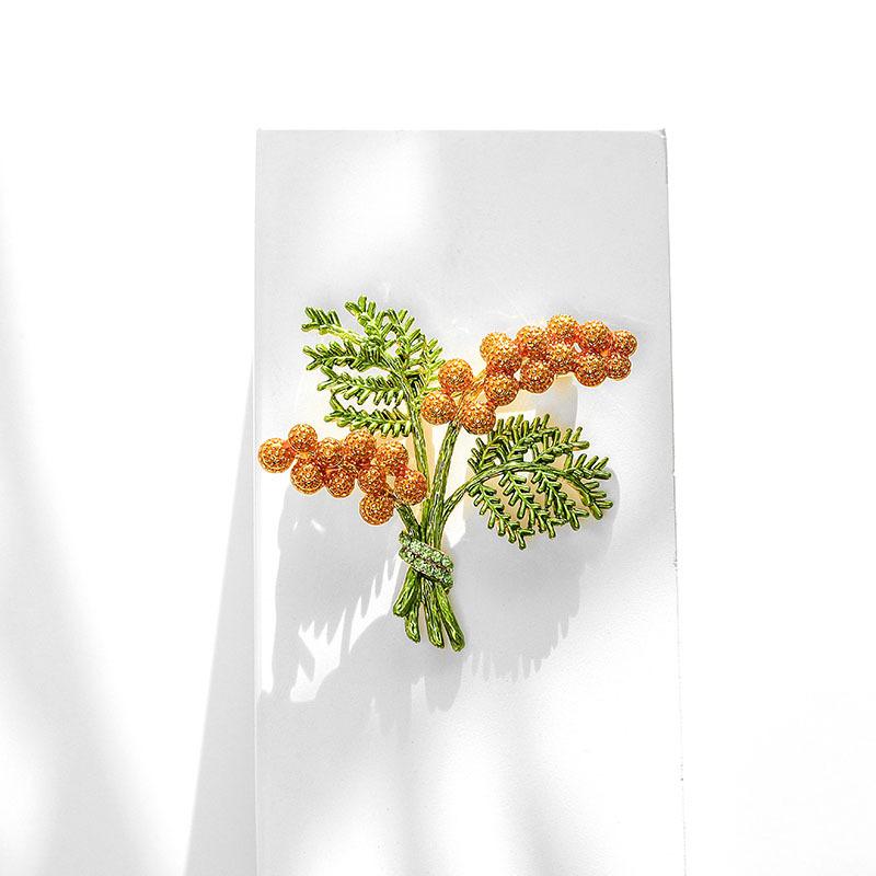 Enamel Pine Cone Brooch Female Personality Corsage Accessories High-End Fashion Exquisite Leaf Pin