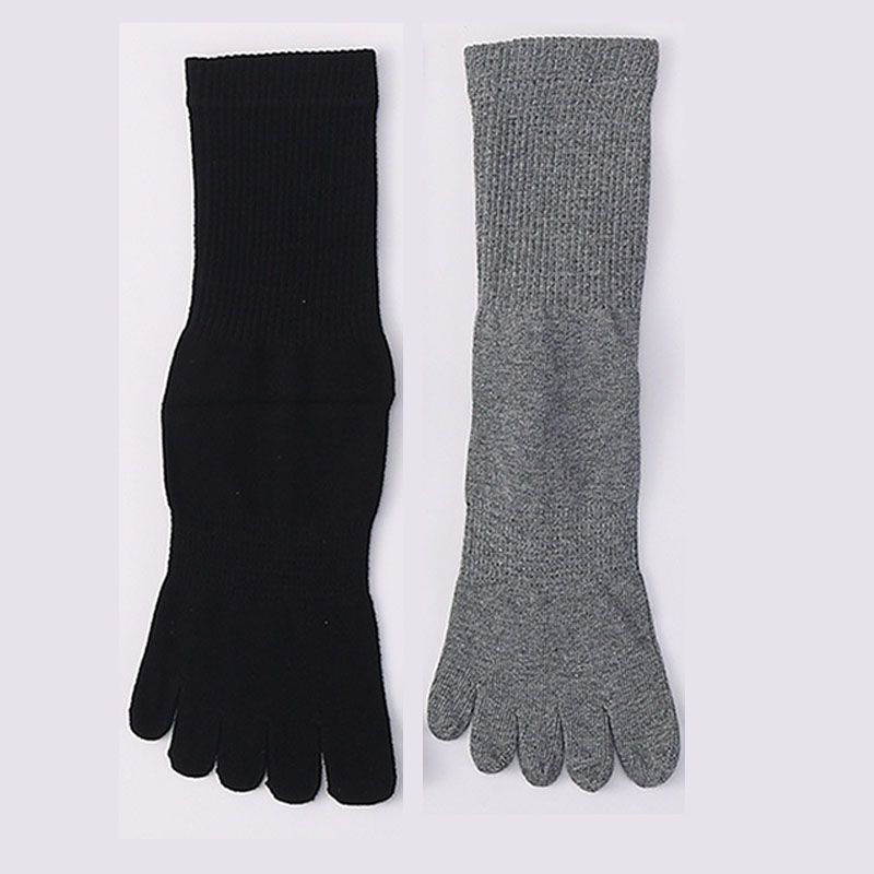 

Мужские носки для йоги с пятью пальцами, нескользящие, профессиональные, для пилатеса, мужские, большого размера, носки для йоги из чистого хлопка, силиконовые, дышащие, влагоотводящие Black and Gray 2 pairs(Reduce 5 yuan)