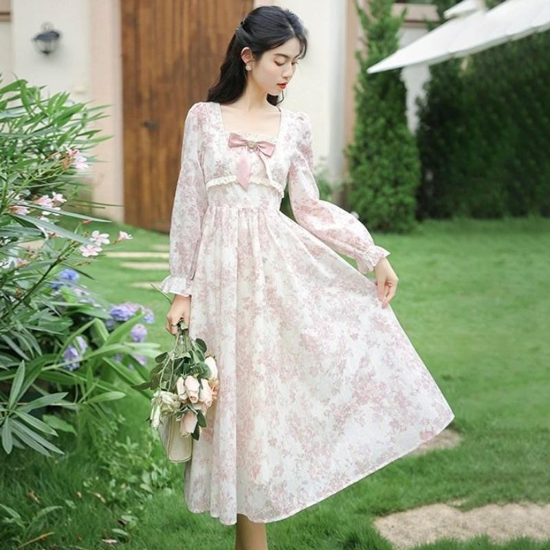 French-style Floral Long-sleeved Dress Elegant Long Skirt, Fitted Waist Gentle and Fairy-like Dress Mid-length S
