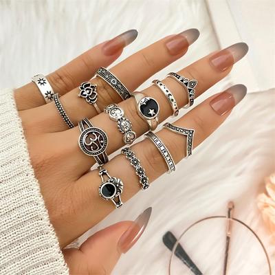 13 Pcs/set Vintage Women Retro Aesthetic Flower Rings Set Black Fashion Party Ring for Women Finger Jewelry