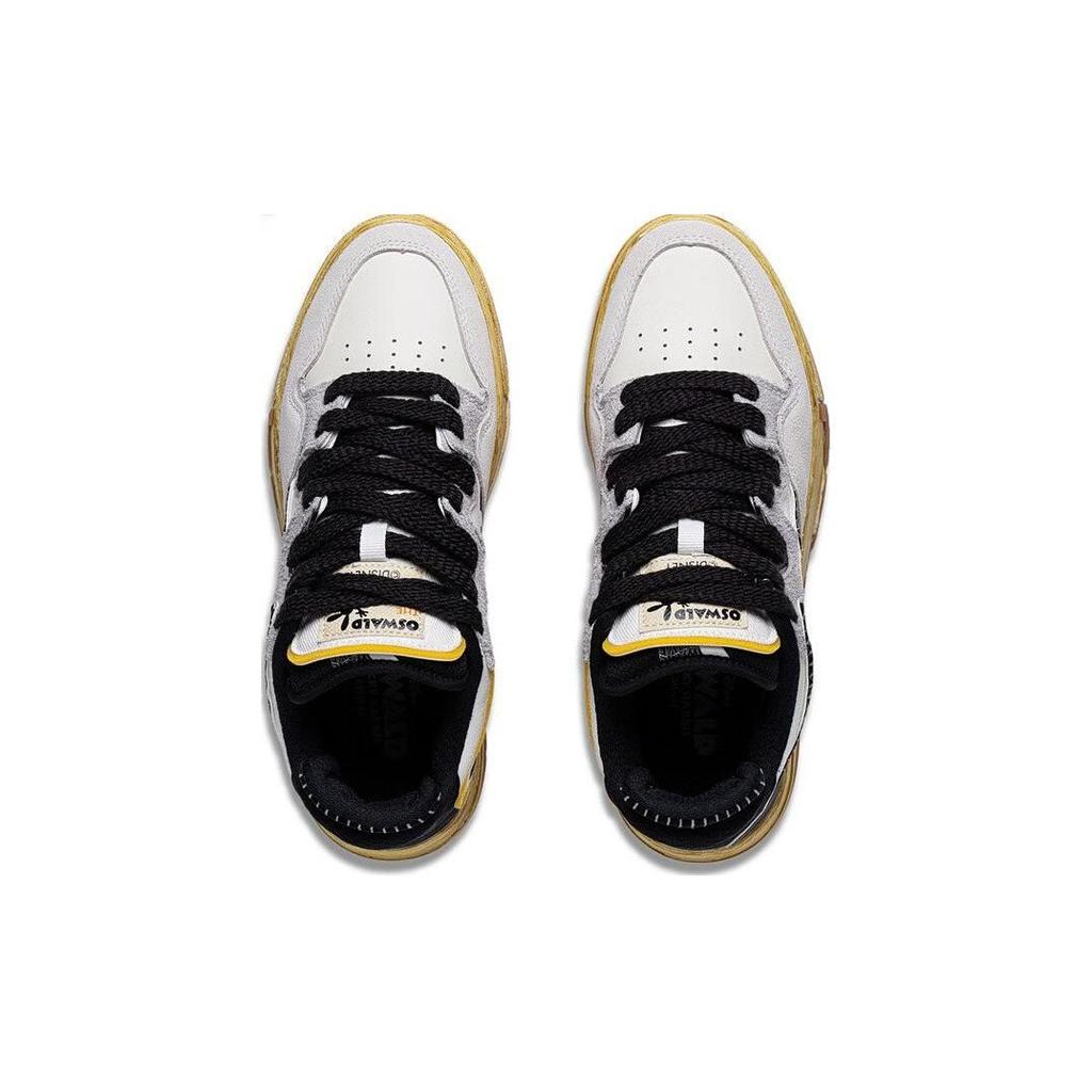 Li Ning Disney X  Weiw Pro Oswald Durable Breathable Low Top Sneakers Women sneakers White Black AECT018-1