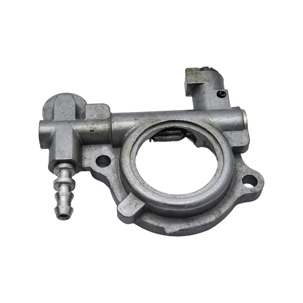 Oil Pump For Stihl 024 026 MS260 MS240 Chainsaw Replace 1121 007 1043