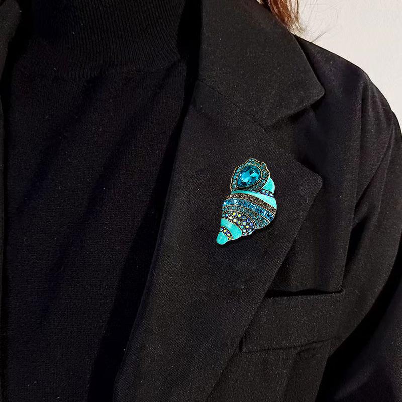 Conch brooch, oil dripping diamond retro artistic high-end brooch, accessories, clothing coat buttons