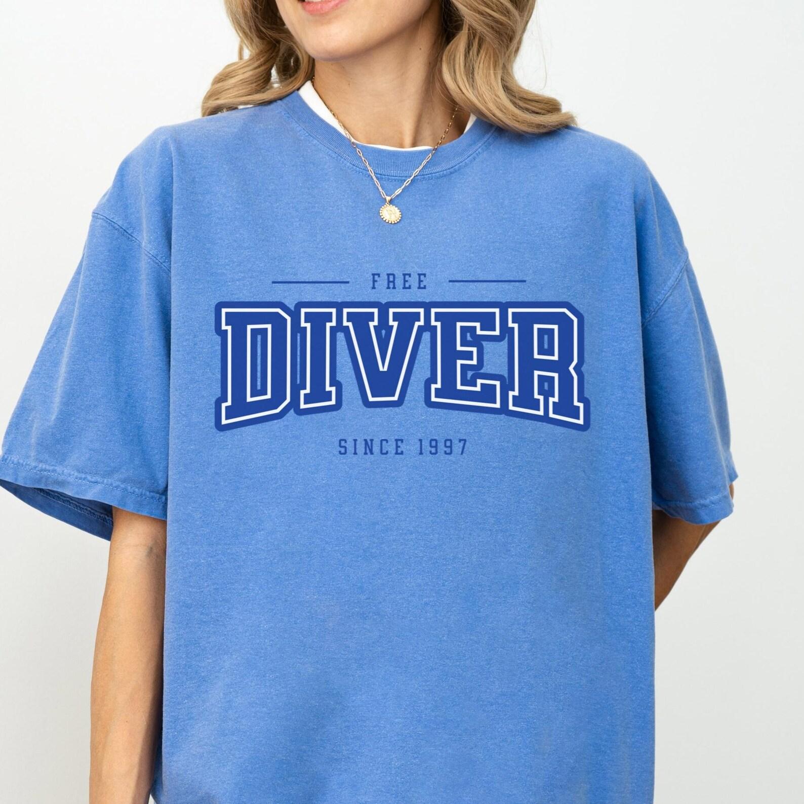 Personalized Free Diver Comfort Colors T-Shirt – Ocean Lover Gift S