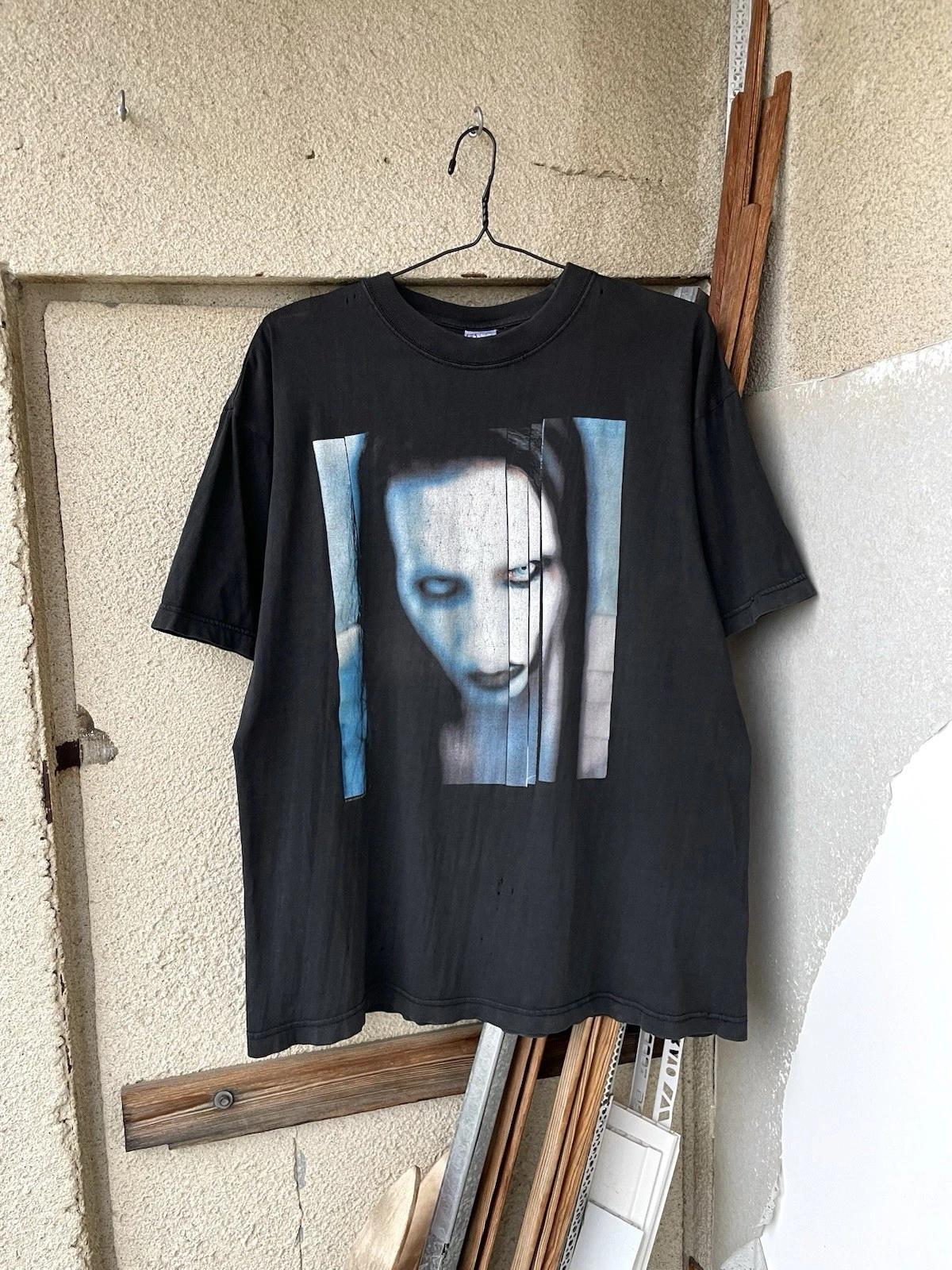 Vintage 1998 Marilyn Manson The Long Road Out Of Hell 90s T-Shirt Size XL Black S