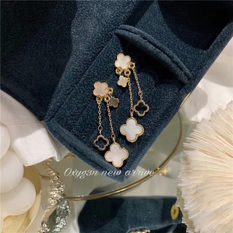 Fashion Tassel Clover Earrings Premium Luxury White Earrings Women's Black Earrings