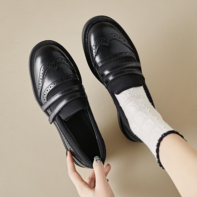 Fashion 2025 New Spring Women Shoes Round Toe Women Pumps Brogue Designs Shoes for Women Low Heel Loafers Ladies Shoes Oxford