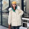 Ny mote høst-vinterversjon Mellomlang stor pelskrage polstret jakke Tykke polstrede klær Koreansk versjon av brødklær for kvinner