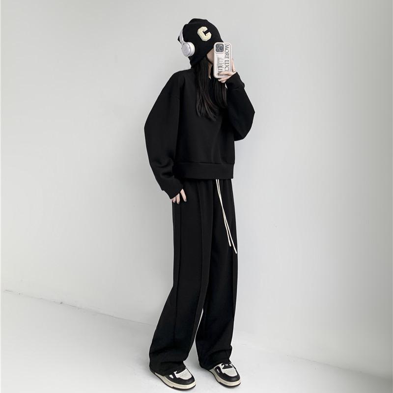 Женский спортивный и досуговый комплект с капюшоном — фото 7