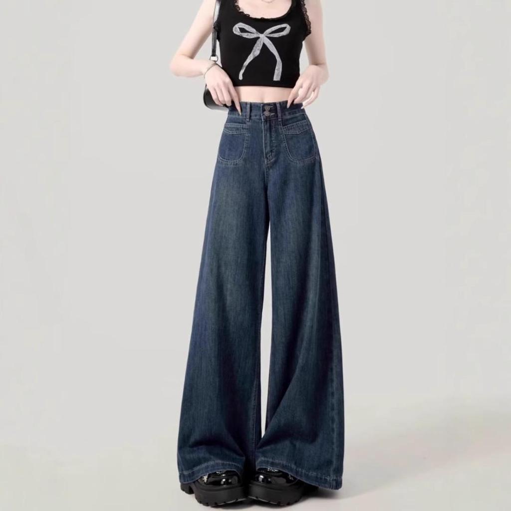 Plus Size Women's Retro Fleece-Lined Jeans: Loose High-Waisted Slimming Straight-Wide Leg Pants for Autumn/Winter 2024