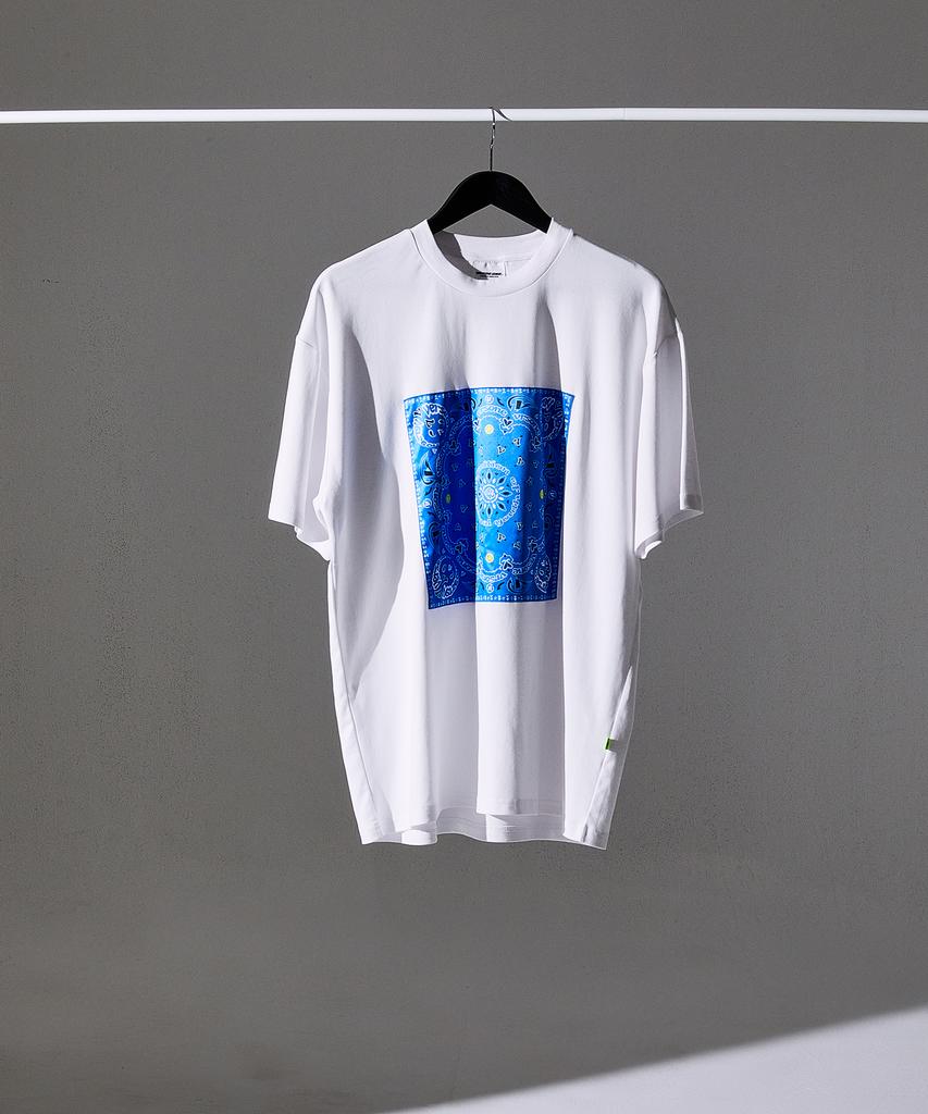 VERSE ONE Paisley Logo Bandana T-Shirts White/Navy
