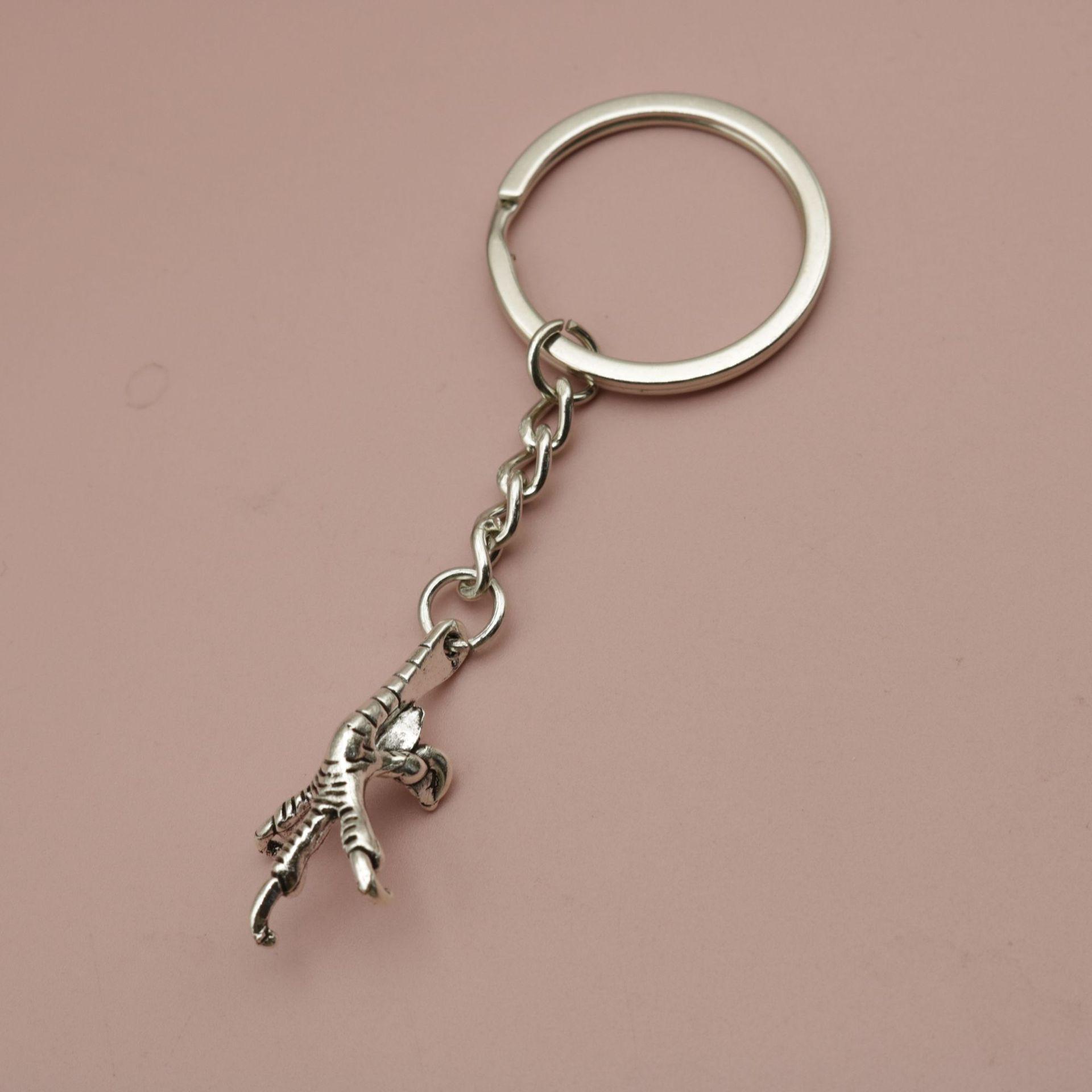 Eagle Claw Keychain Pendant серебряный