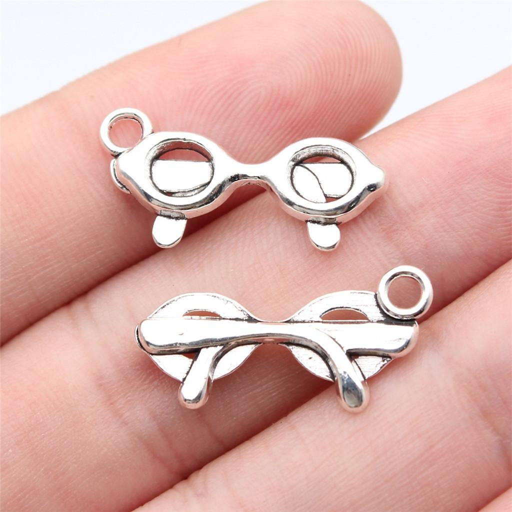 Charms Graduation Photo Props Pendants Vintage Jewelry Supplies QC064