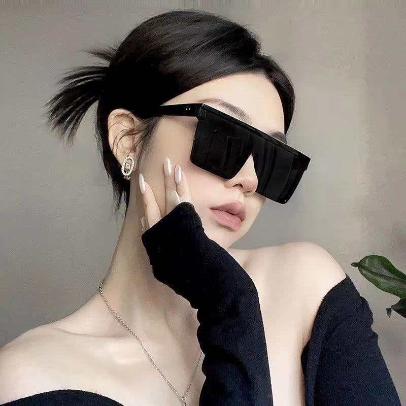 Square Frame Sunglasses for Men Women Fashion Trend Vintage UV Protection Black Silver Cool Sun Glasses Male Ladies Eyewear 2026