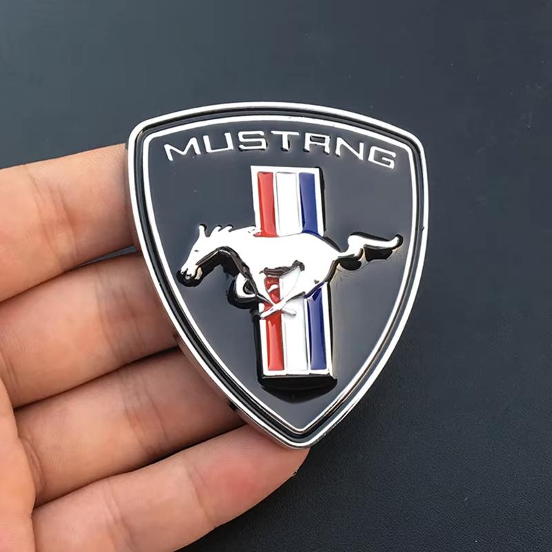 Car Sticker 1Pcs 3 Colors 6 * 7.5 Cm Metal Car Sticker For  Mustang Ford Shelby GT Logo Badge Car Body Fender Trunk Decoration A