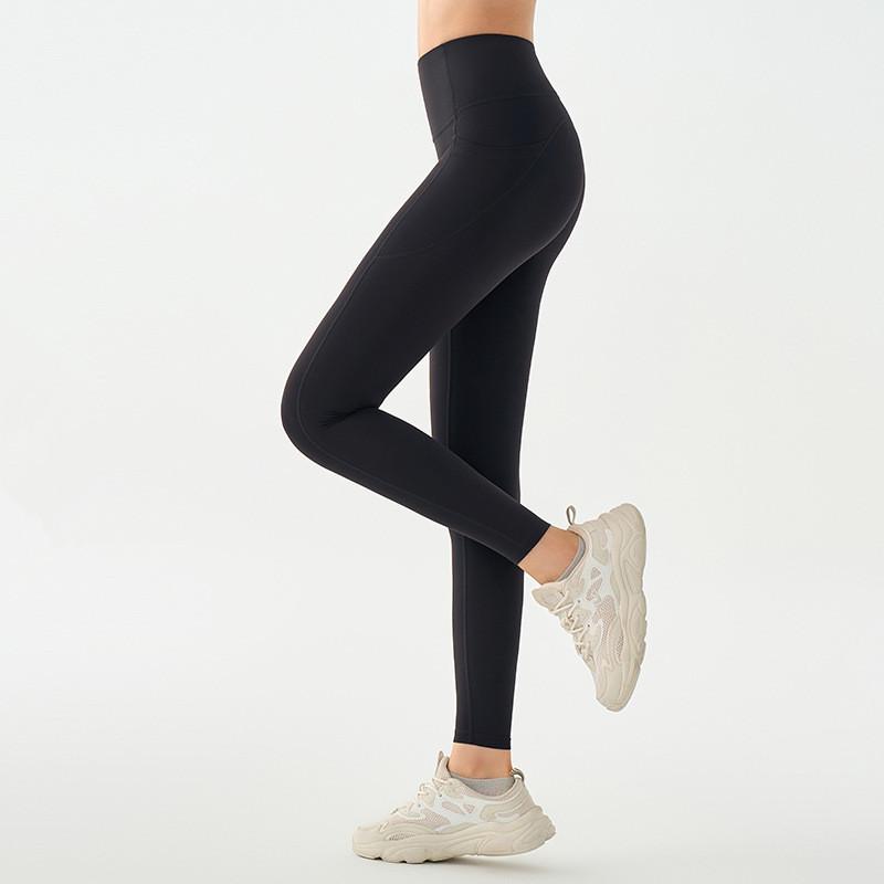 Women's Yoga Pants with Phone Pocket - Nude Feel, Elastic Waist, Hip Lifting, Slimming Fitness Pants