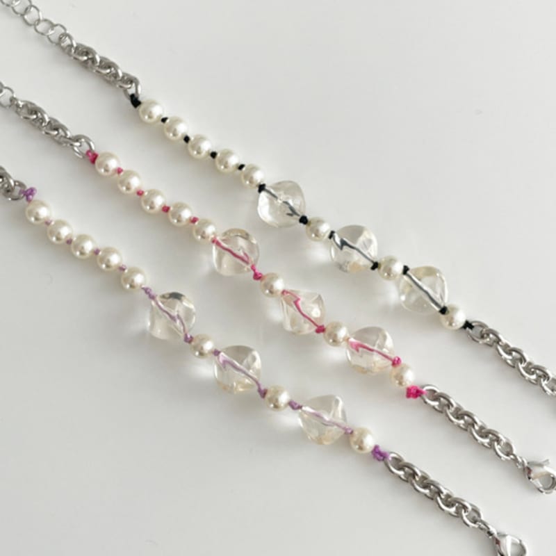 ELYONA Clear Beads Pearl Bracelet (Black,Lilac,Pink)