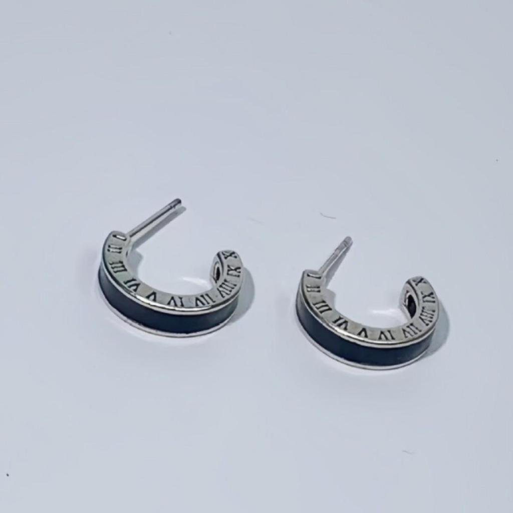 High-End Black Earrings for Women: Unique, Simple Spring Studs