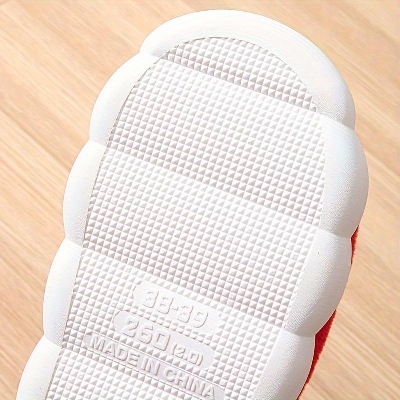 Men's Cozy Christmas Tree Slippers Plush Indoor House Shoes with Anti-Slip Thick Sole, Warm Winter Slip-Ons for Men Plush Fabric Slippers