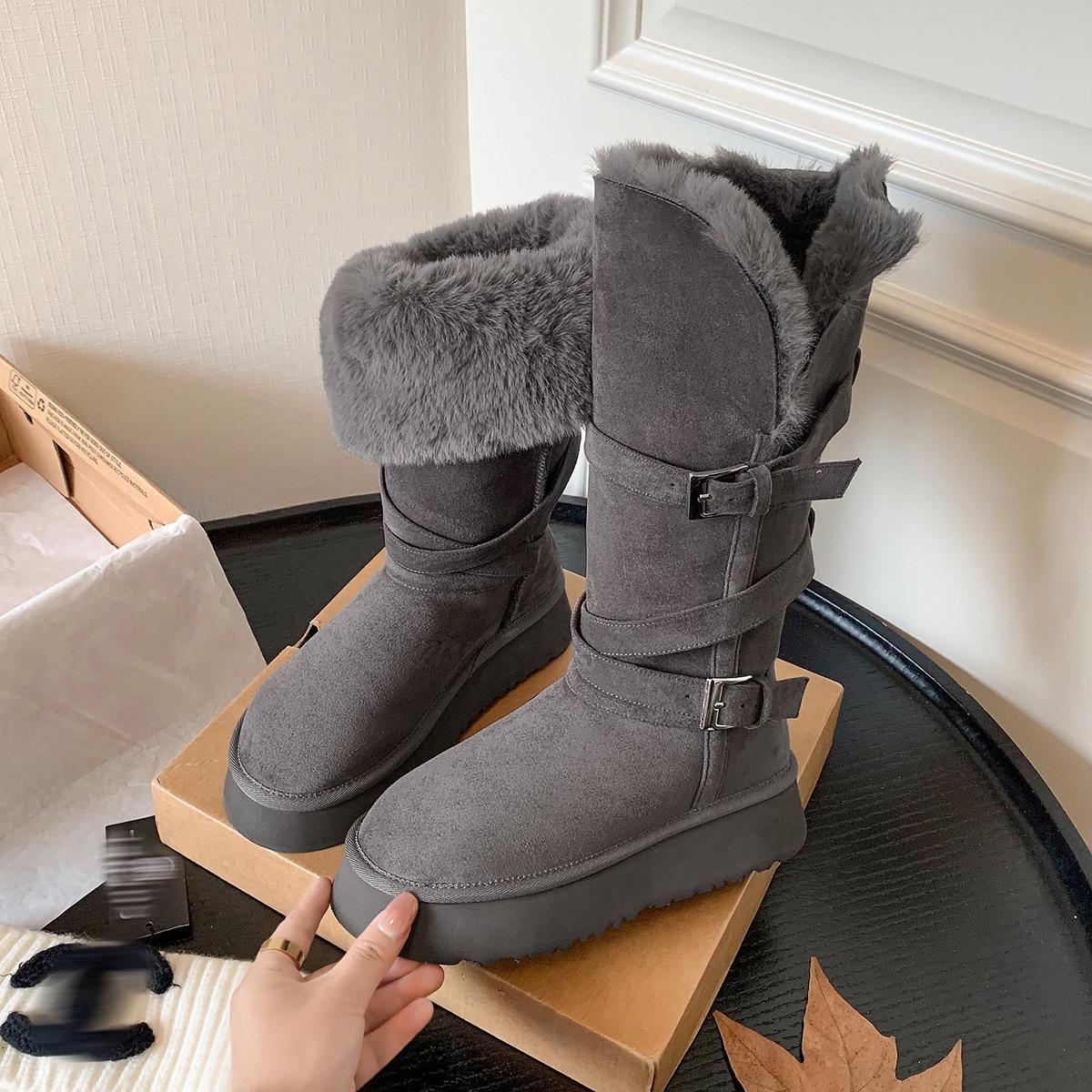 Snow boots women s winter boots thick-soled velvet cotton shoes two wear boots tide 35