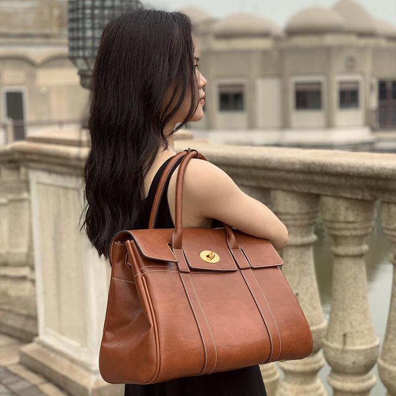 2024 New Soft Leather Tote Bag with a High-End Feel, Oil-Wax Leather Commuting Large-Capacity Handbag, Shoulder and Crossbody Bag