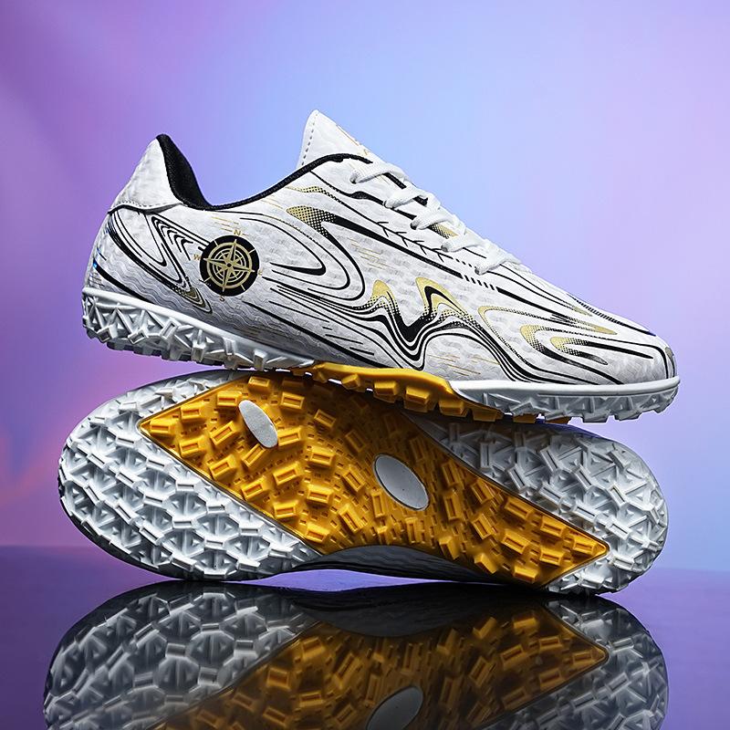 Large size soccer boots AG long spikes broken nails for boys and girls children teenagers students professional competition training sneakers