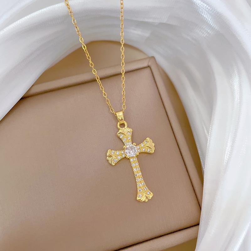 Cross Full Diamond Light Luxury Temperament Gorgeous Full Diamond Necklace Women'S Versatile Collarbone Chain Titanium Steel Chain