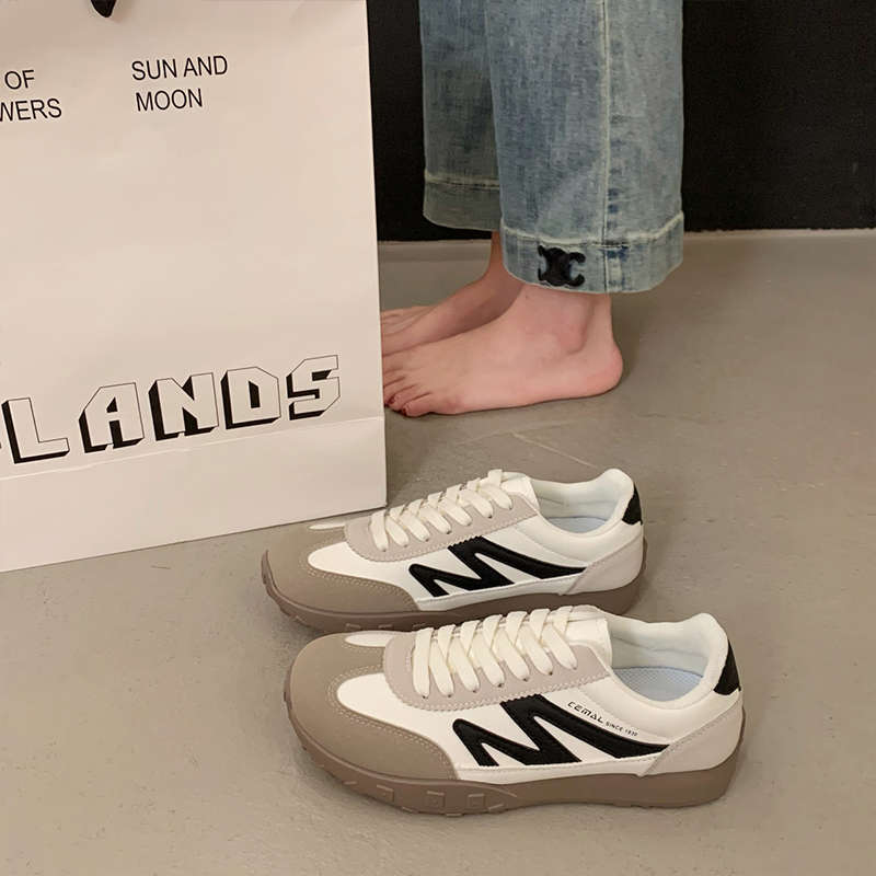  new autumn sports and leisure board shoes flat-soled German training shoes niche daily versatile super fire